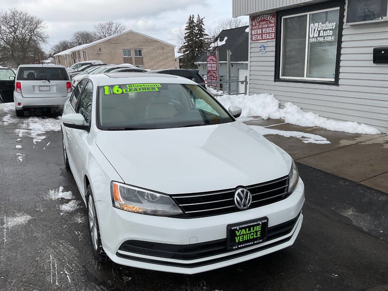 Used 2016 Volkswagen Jetta SE image 3