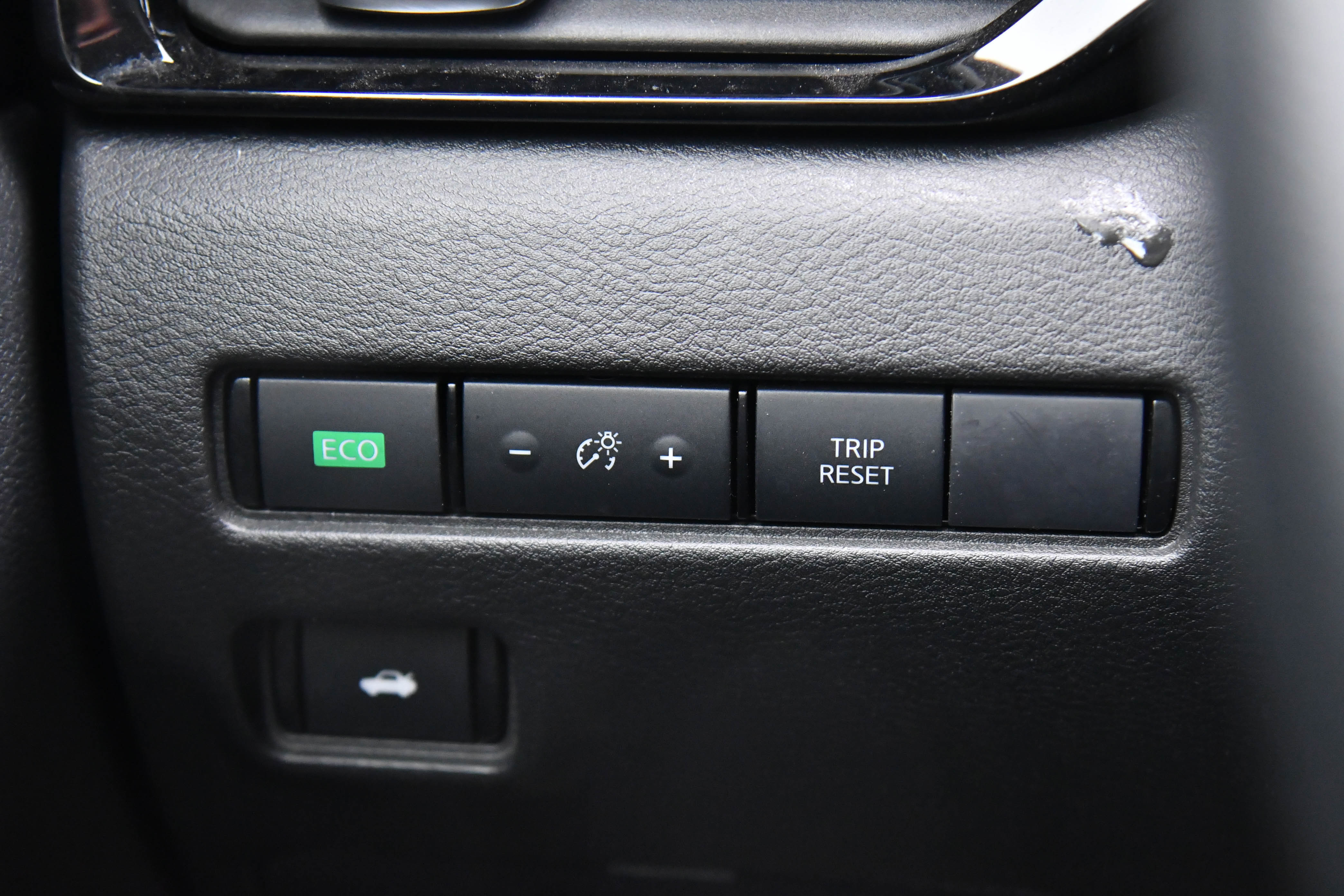 Used 2024 Nissan Sentra SV image 28