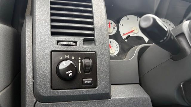Used 2006 Dodge Ram 2500 Truck SLT w/ Quad Cab Big Horn Value Group AWD/4WD image 18