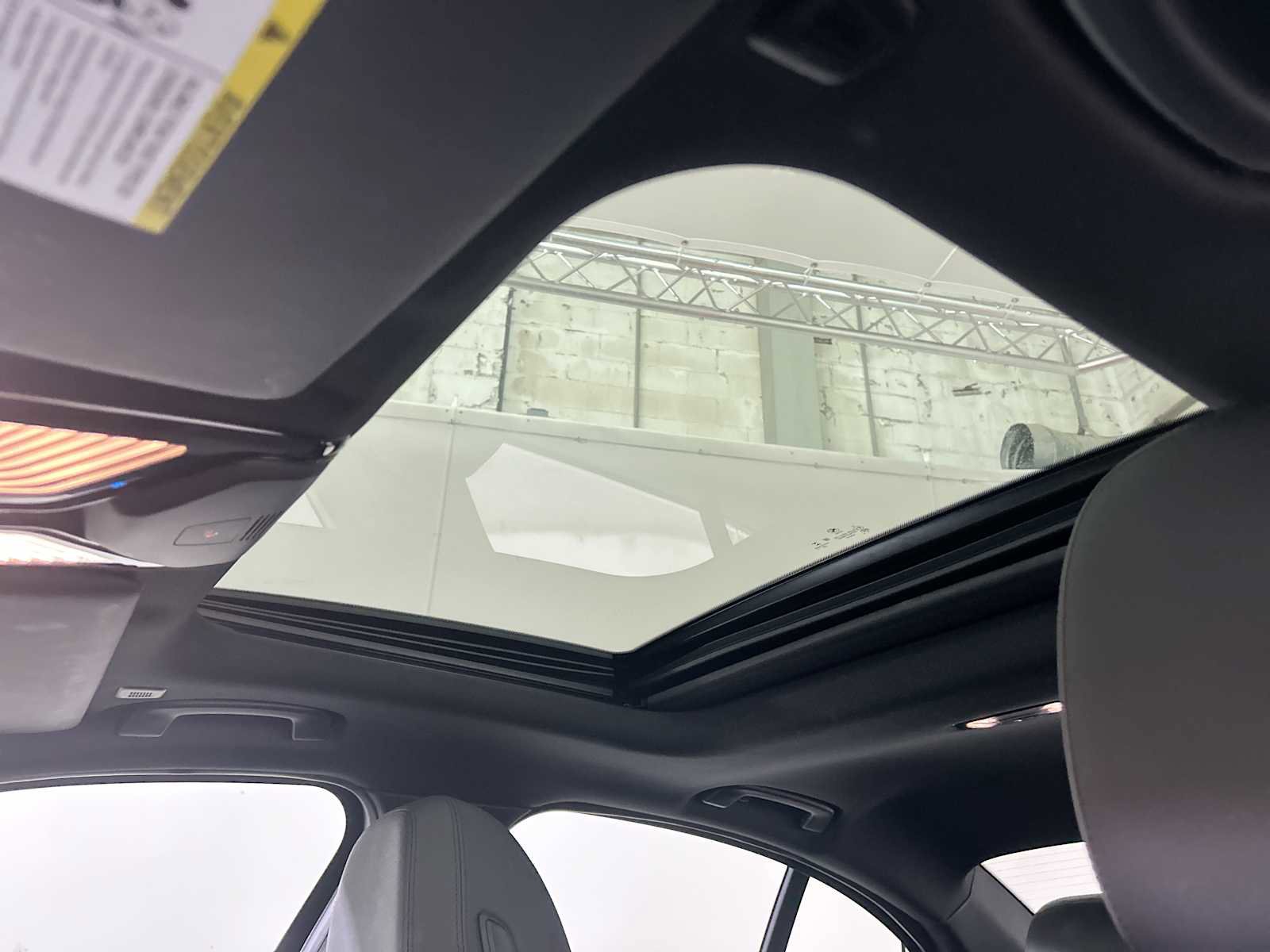 Used 2021 BMW 330e xDrive w/ Premium Package image 16