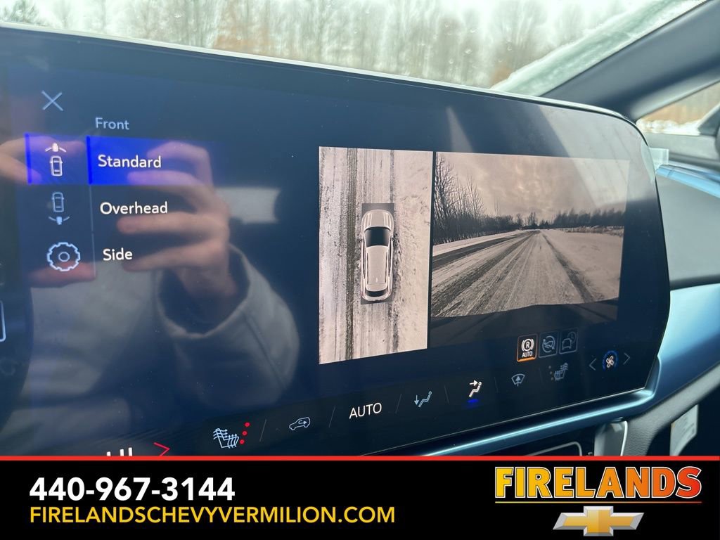 New 2026 Chevrolet Equinox EV LT image 24