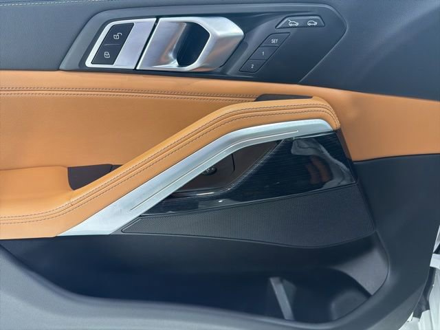 Certified 2024 BMW X6 xDrive40i w/ Parking Assistance Package image 11