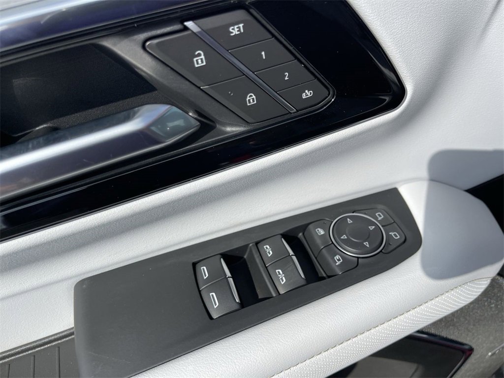 New 2025 Chevrolet Tahoe Premier image 13