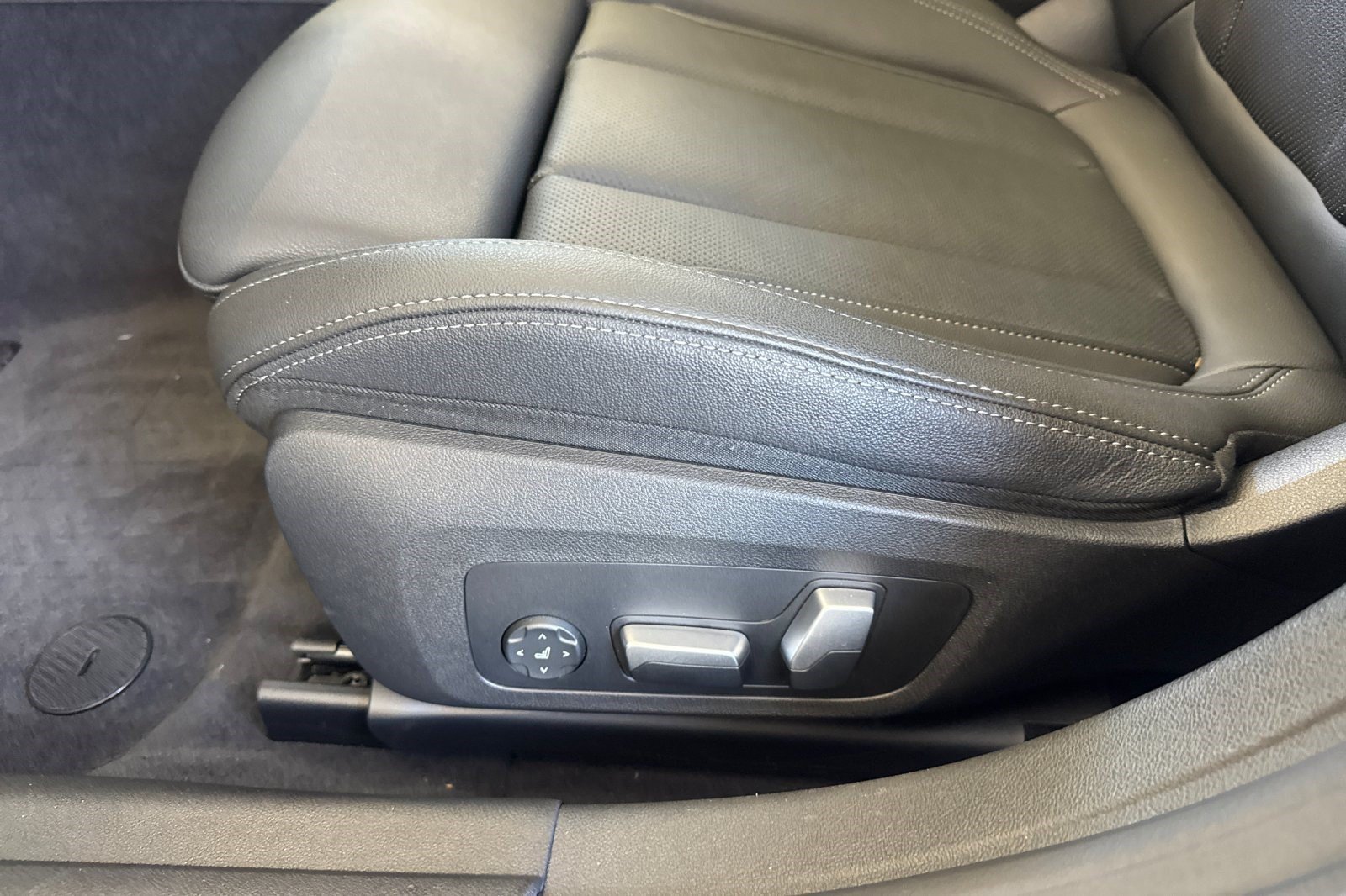 Certified 2023 BMW i4 eDrive35 w/ Premium Package RWD image 14