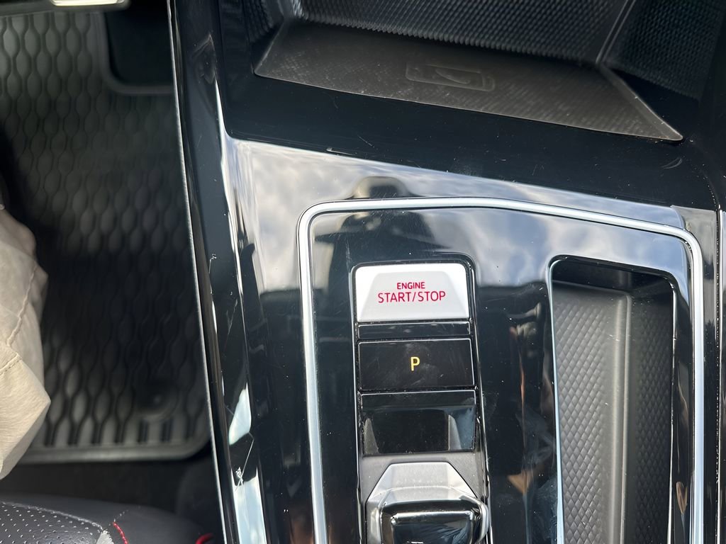 Used 2024 Volkswagen GTI SE image 24