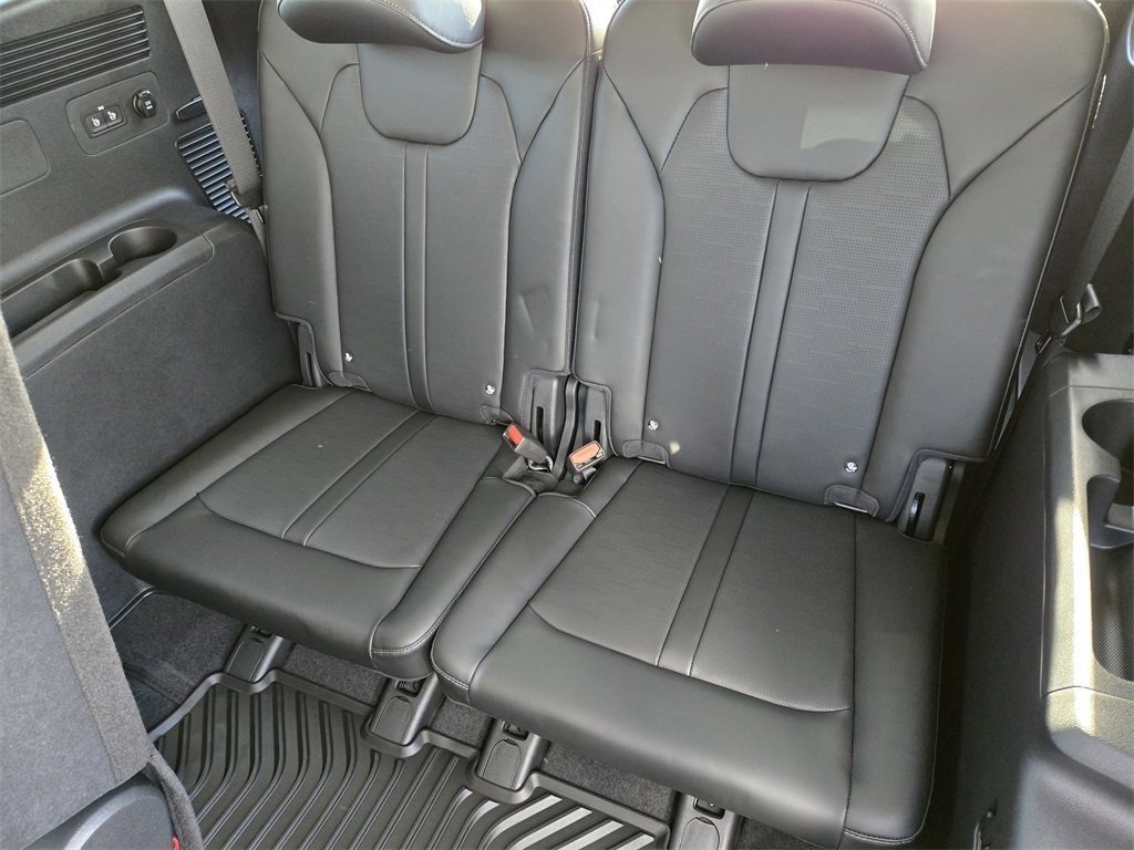 New 2026 Kia Sorento S w/ S Panoramic Sunroof Package FWD image 24