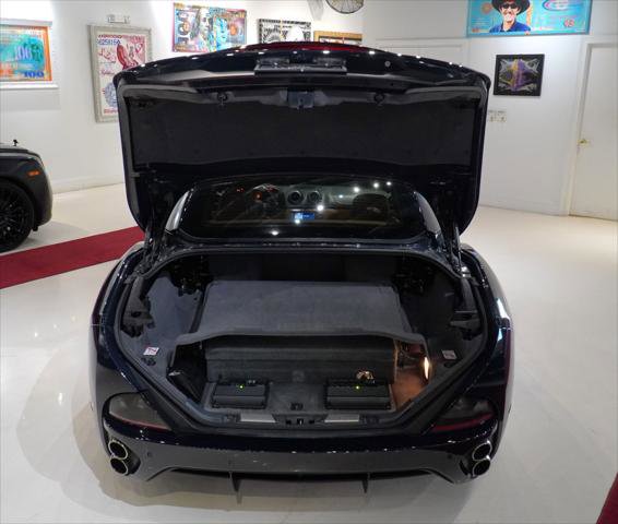 Used 2012 Ferrari California image 24