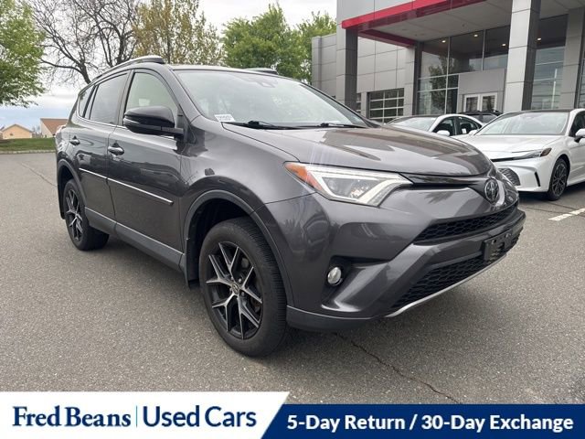 Used 2018 Toyota RAV4 SE w/ Power Extra Value Package AWD/4WD image 1