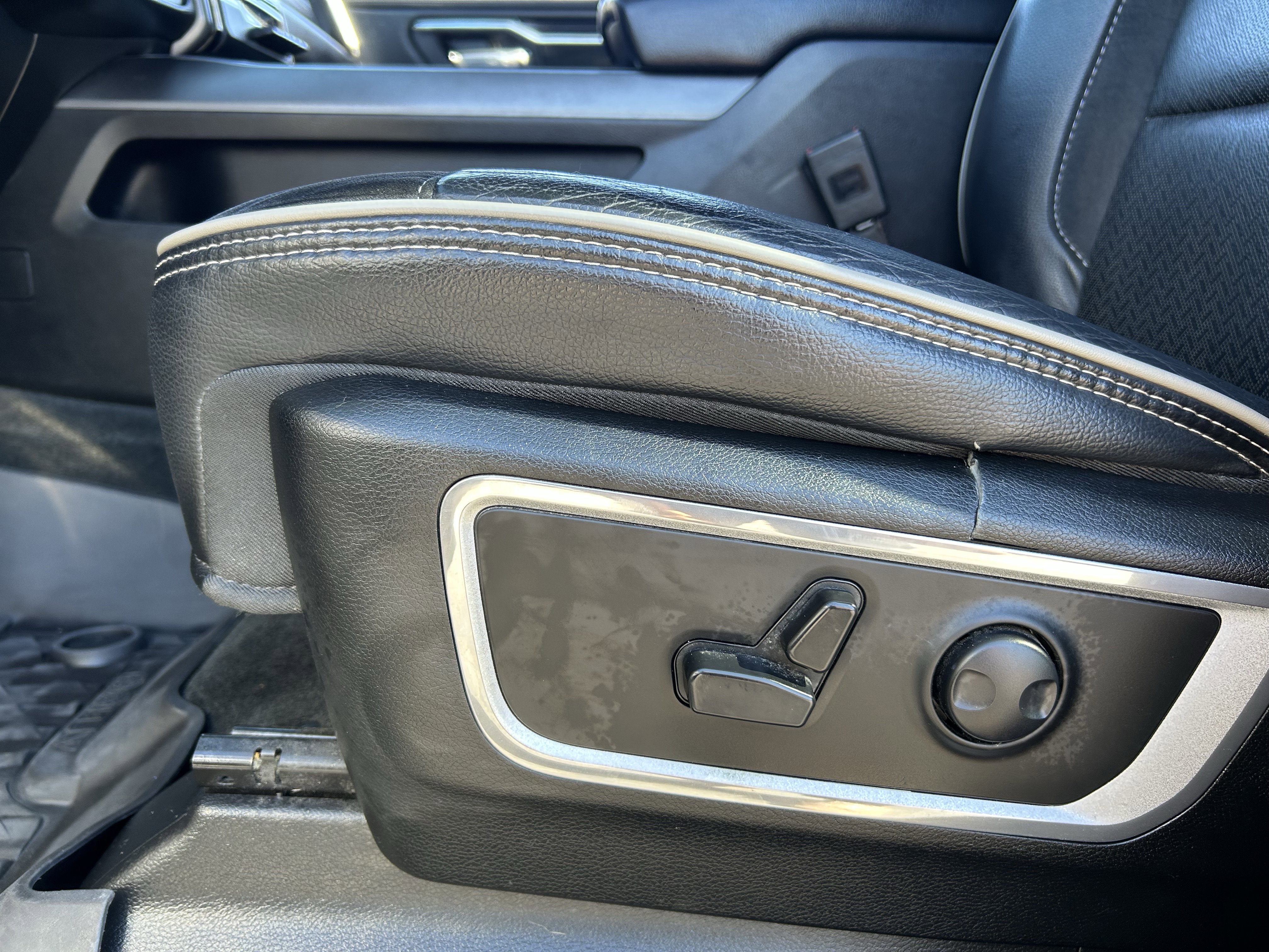 Certified 2023 RAM 1500 Laramie image 20