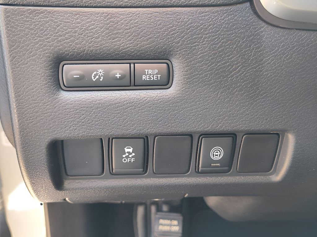 Used 2021 Nissan Murano SV image 16