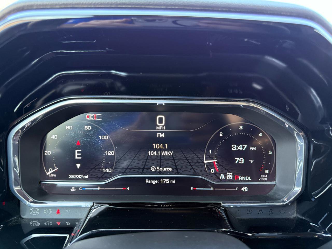 Used 2025 GMC Sierra 1500 SLT image 15