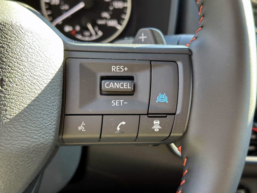 Certified 2025 Nissan Rogue SV image 22