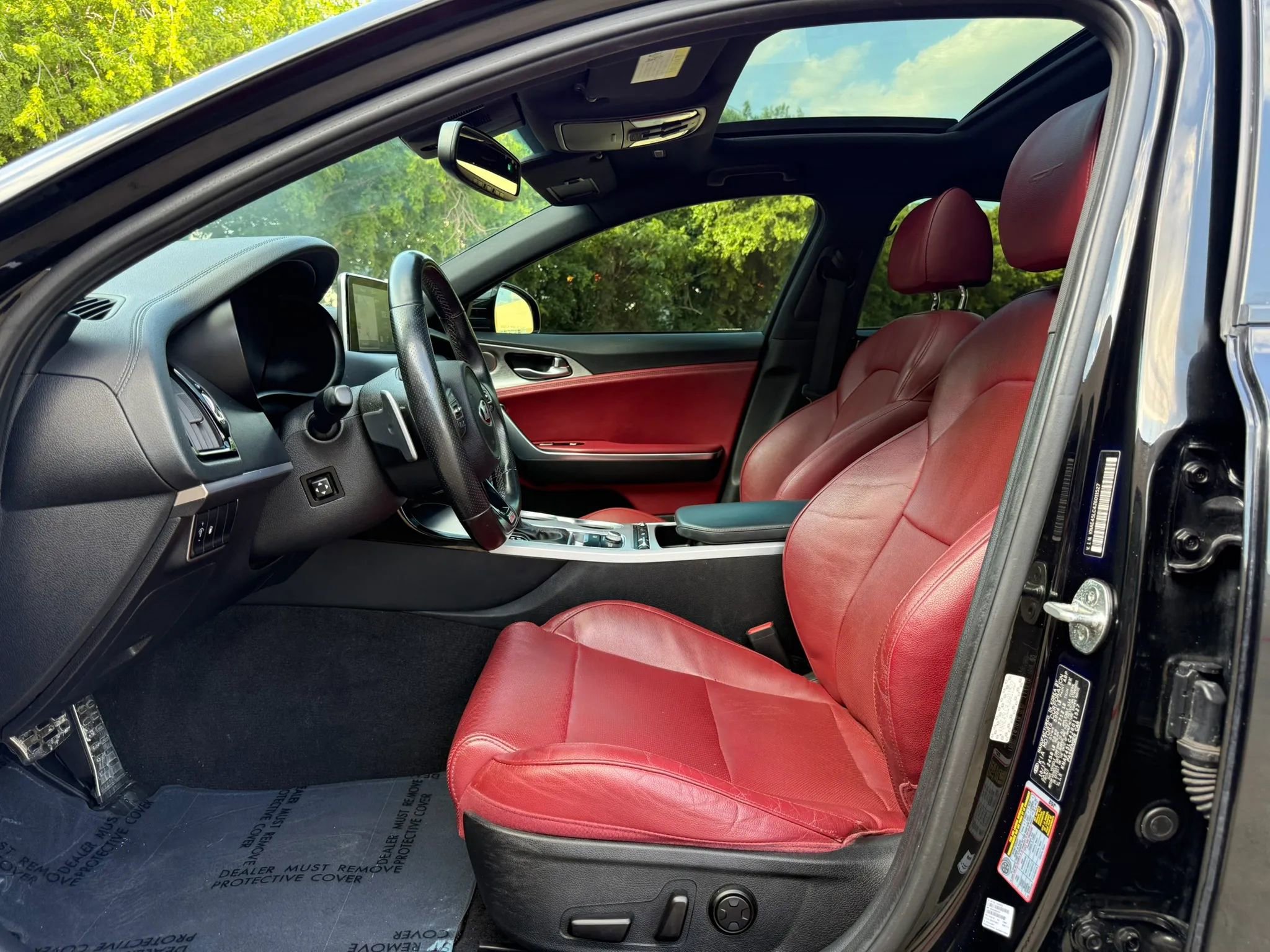 Used 2018 Kia Stinger GT1 RWD image 9