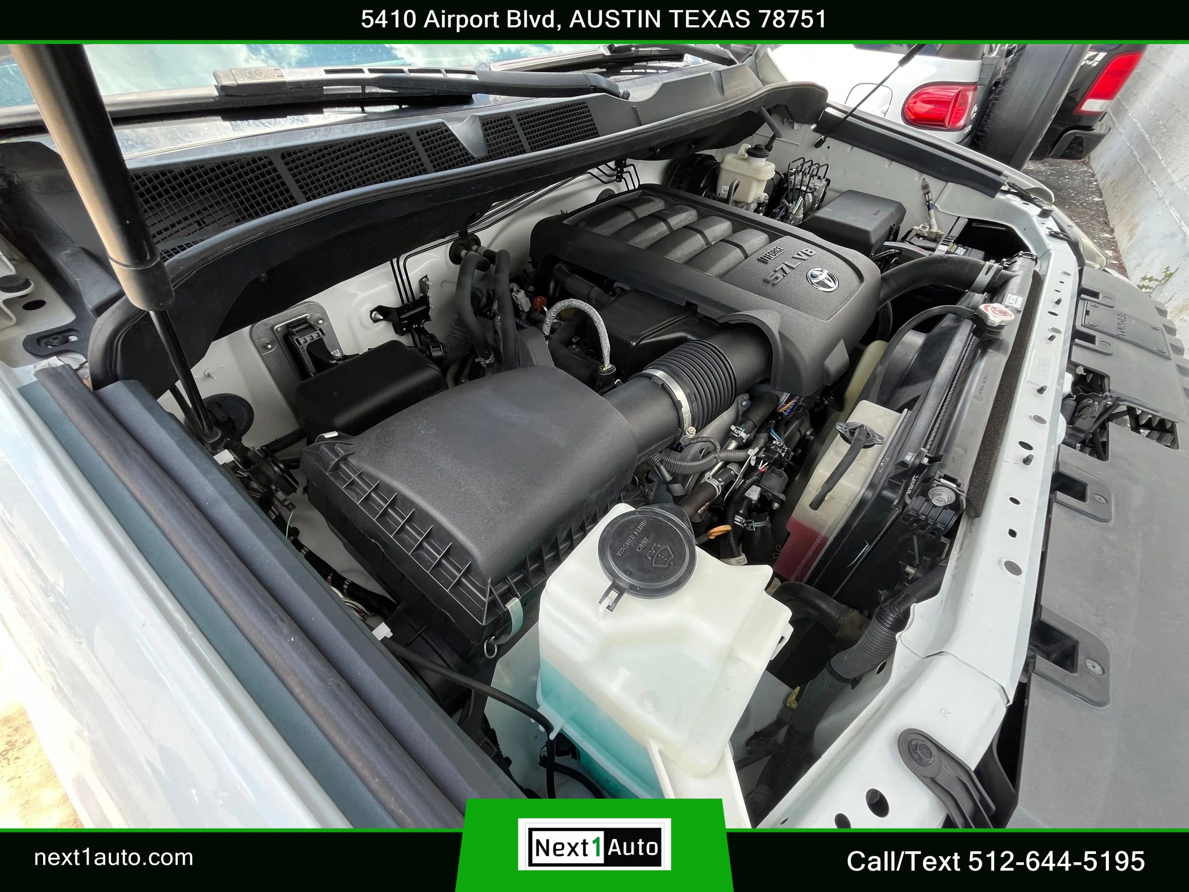 Used 2018 Toyota Tundra SR5 w/ SR5 Upgrade Package RWD image 28