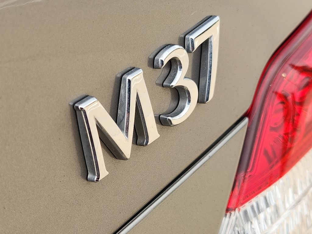 Used 2013 INFINITI M37 w/ Premium Pkg RWD image 12