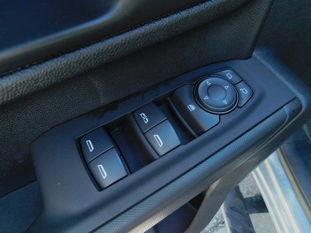 Used 2025 Chevrolet Silverado 2500 Custom image 12
