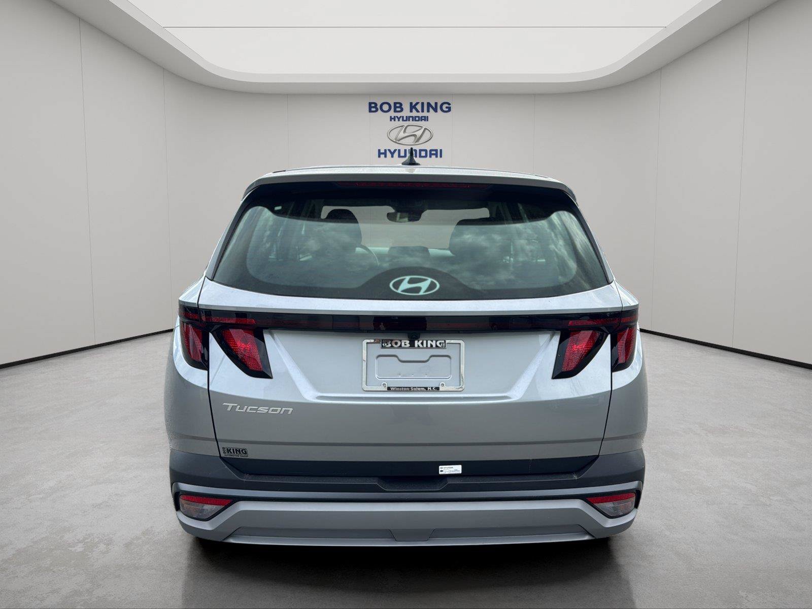 Used 2025 Hyundai Tucson SE FWD image 4