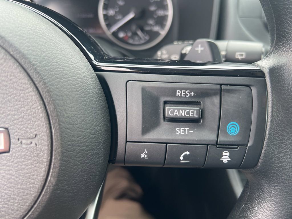 Certified 2023 Nissan Rogue SV AWD/4WD image 58