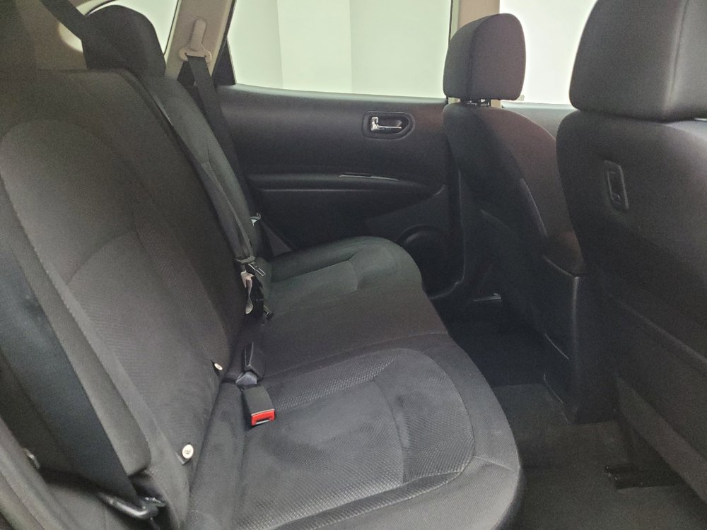 Used 2015 Nissan Rogue S w/ Convenience Package FWD image 19