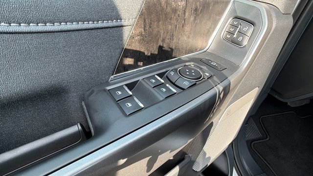 New 2026 Ford F350 Lariat w/ FX4 Off-Road Package image 21