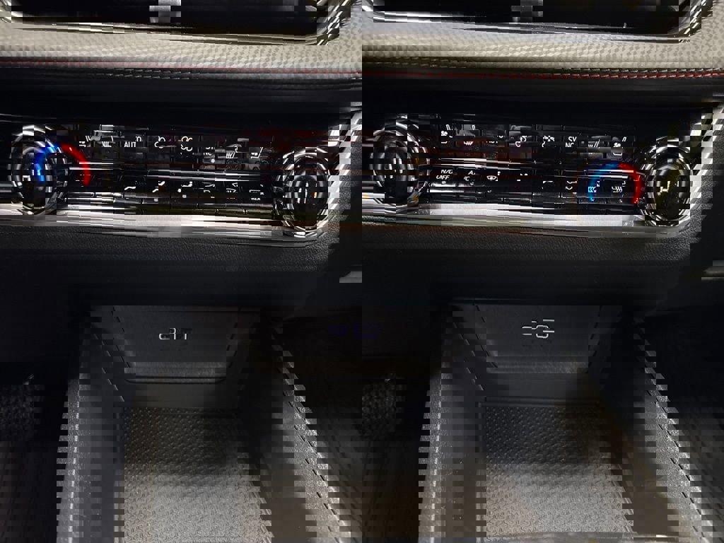 New 2026 Chevrolet Equinox RS w/ Convenience Package III image 31