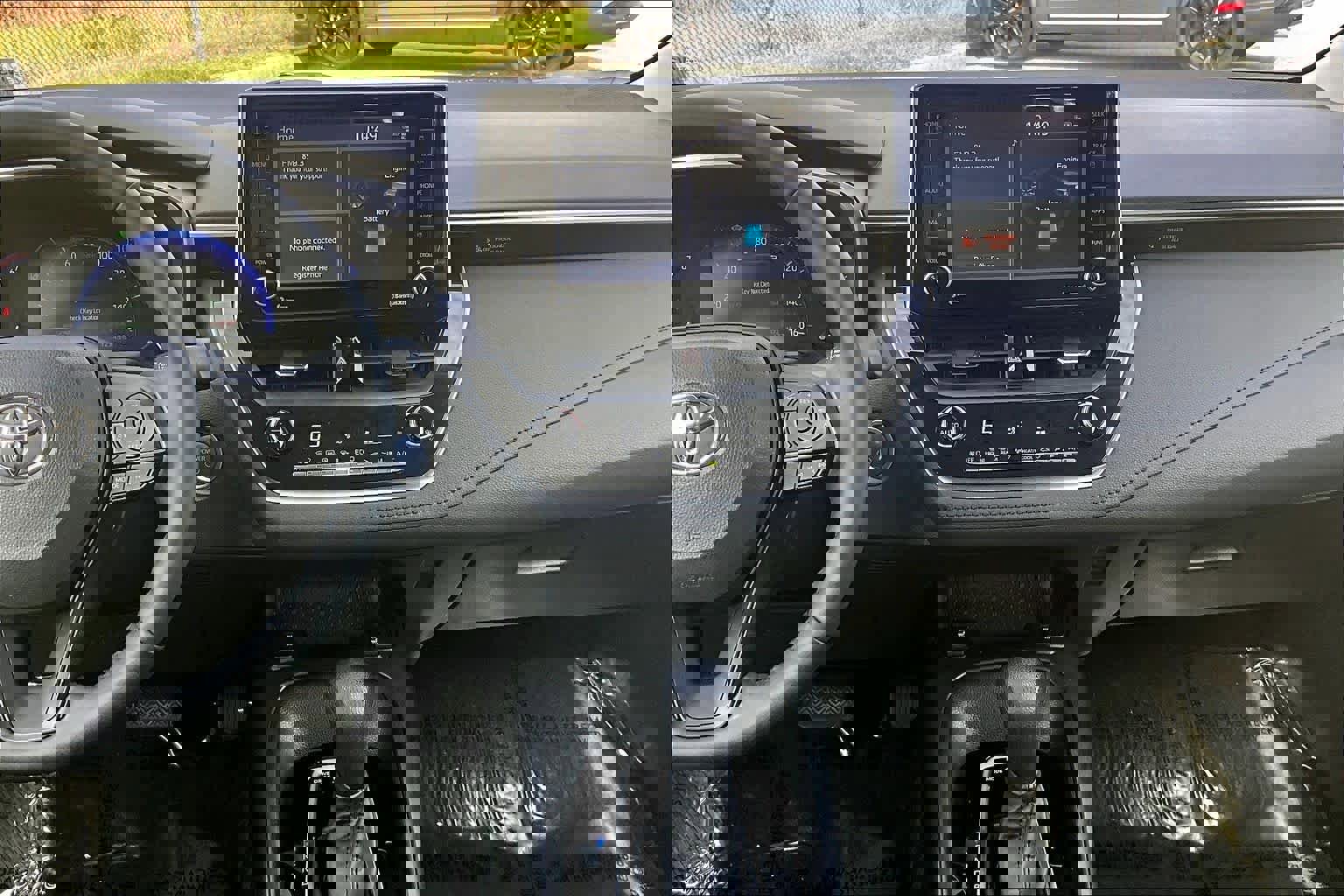 Used 2022 Toyota Corolla LE image 6