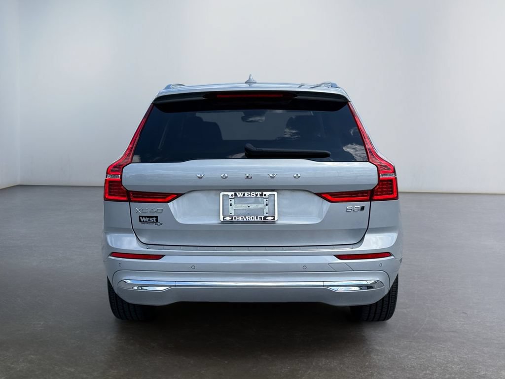 Used 2022 Volvo XC60 B5 Inscription w/ Advanced Package AWD/4WD image 4
