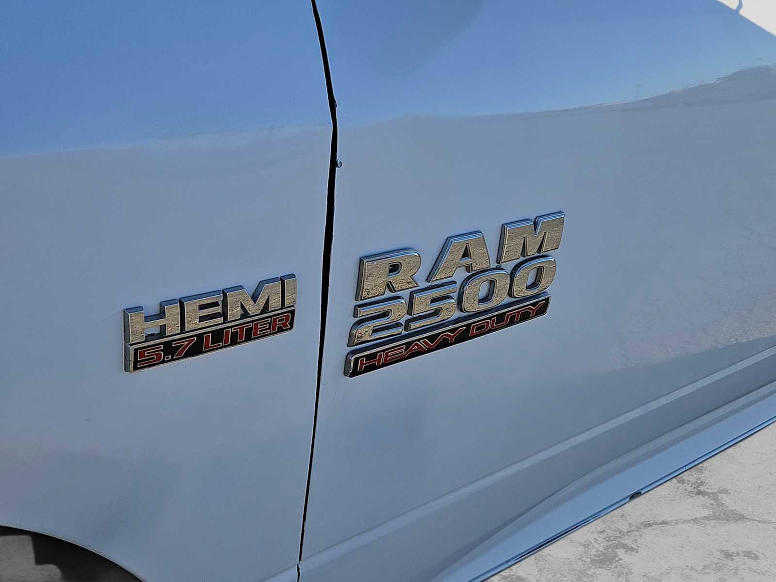 Used 2018 RAM 2500 Tradesman image 11