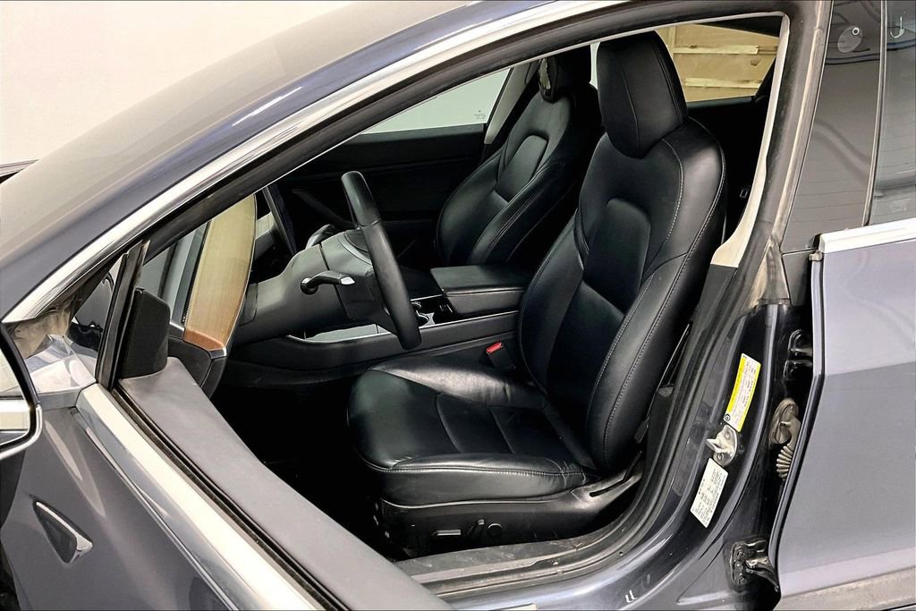 Used 2019 Tesla Model 3 Long Range image 30