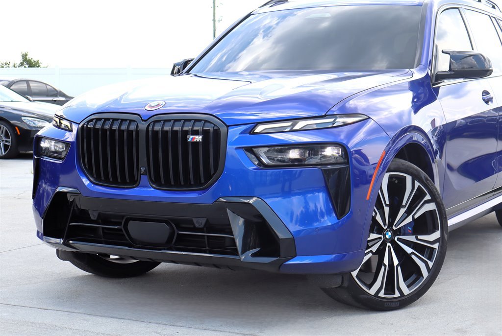 Used 2023 BMW X7 M60i w/ Executive Package AWD/4WD image 10