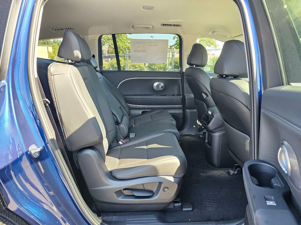 New 2026 Hyundai Ioniq 9 SEL image 12