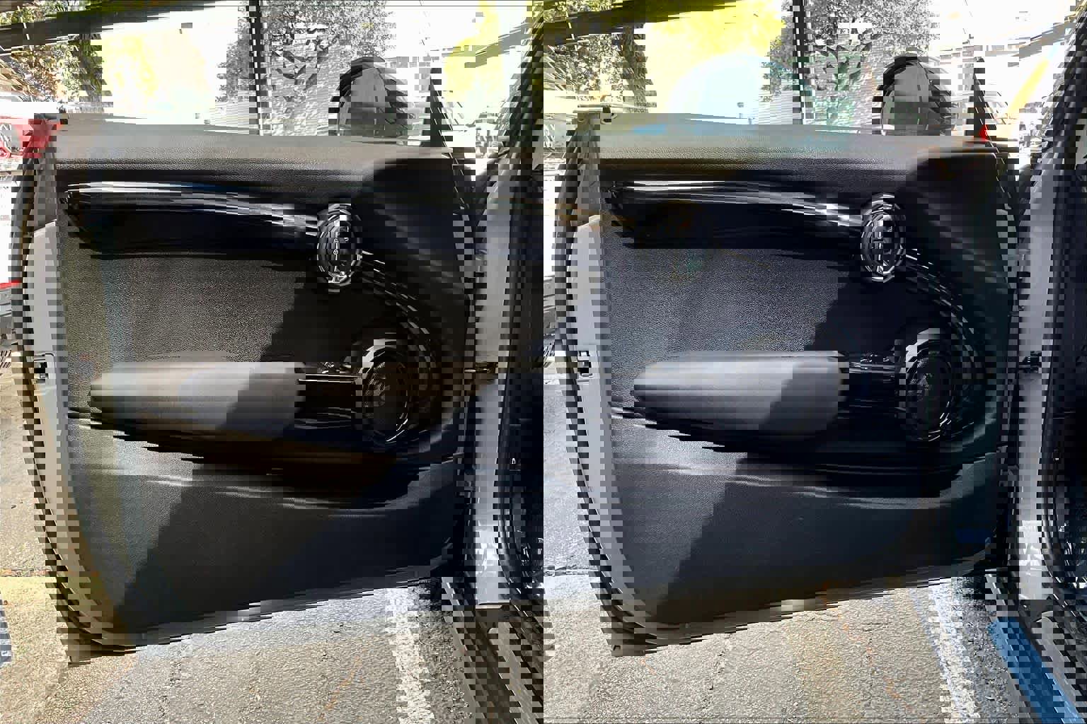 Used 2016 MINI Cooper 2-Door Hardtop image 21