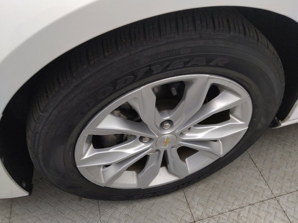 Used 2023 Chevrolet Malibu LT image 31