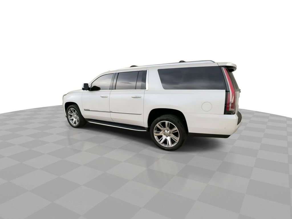 Used 2017 Cadillac Escalade ESV Luxury image 6