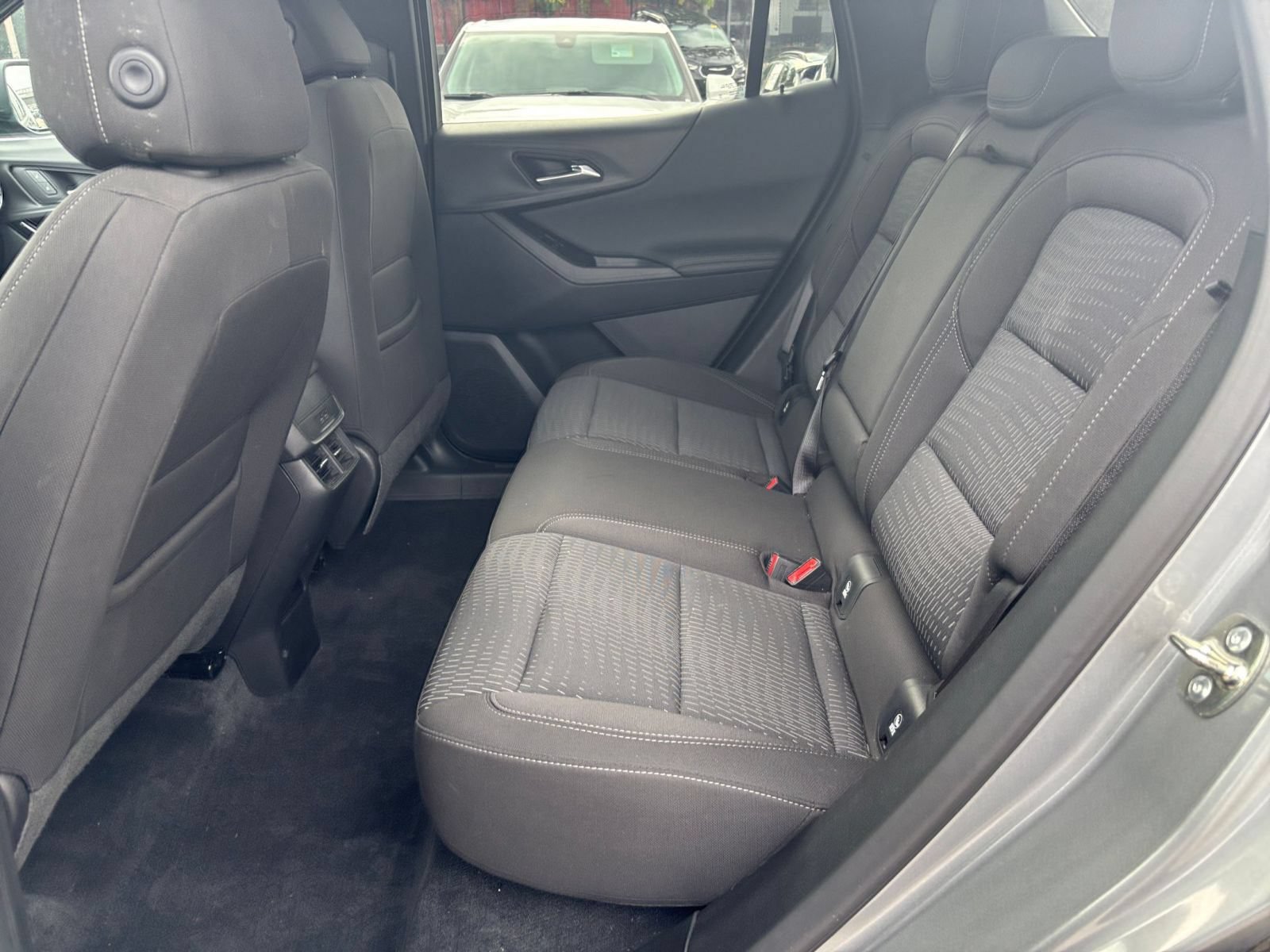 Used 2025 Chevrolet Equinox LT FWD image 25