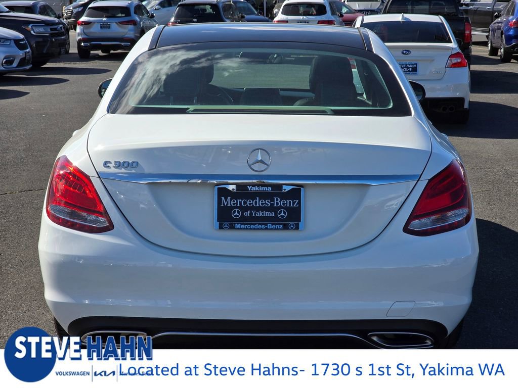 Used 2018 Mercedes-Benz C 300 Sedan image 4