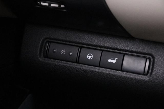 Certified 2025 Nissan Pathfinder SL AWD/4WD image 23