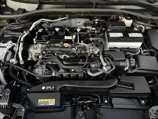Used 2025 Toyota Corolla Cross LE FWD image 33