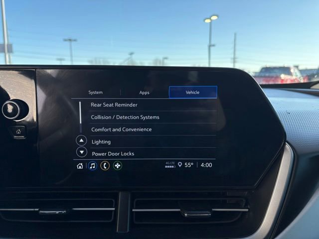 Used 2025 Chevrolet Trax LS w/ LS Convenience Package image 18