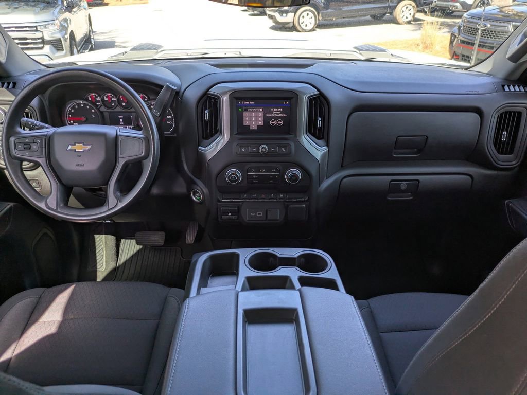 Used 2024 Chevrolet Silverado 2500 Custom w/ Custom Convenience Package image 15