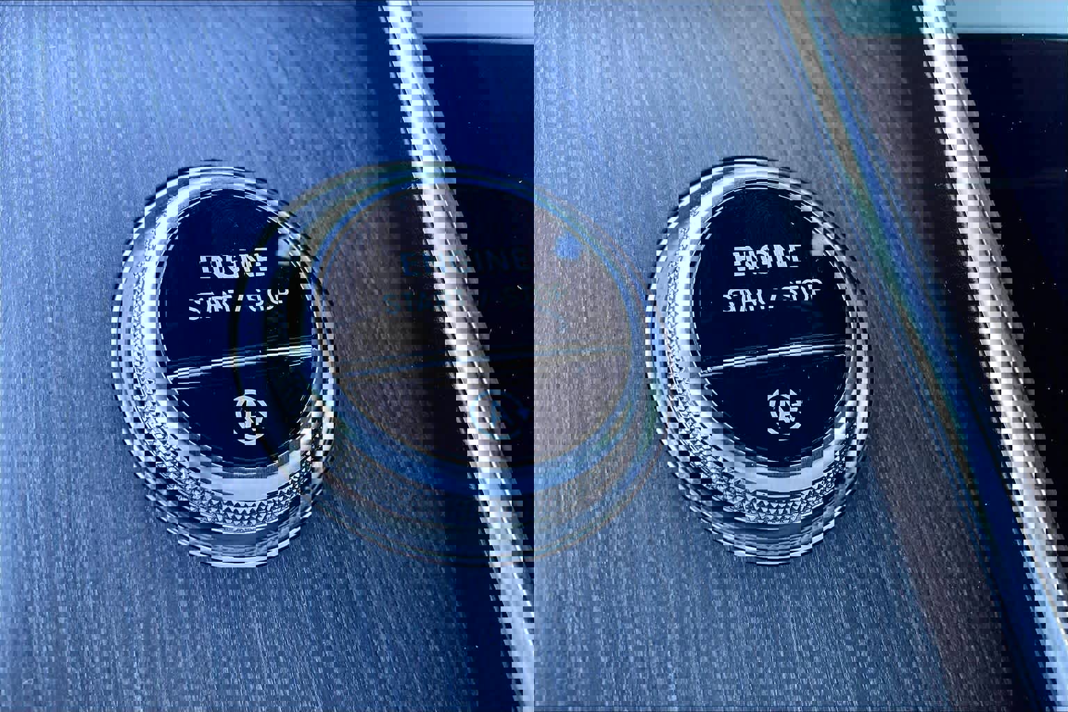 Used 2025 Mercedes-Benz GLC 300 4MATIC image 33