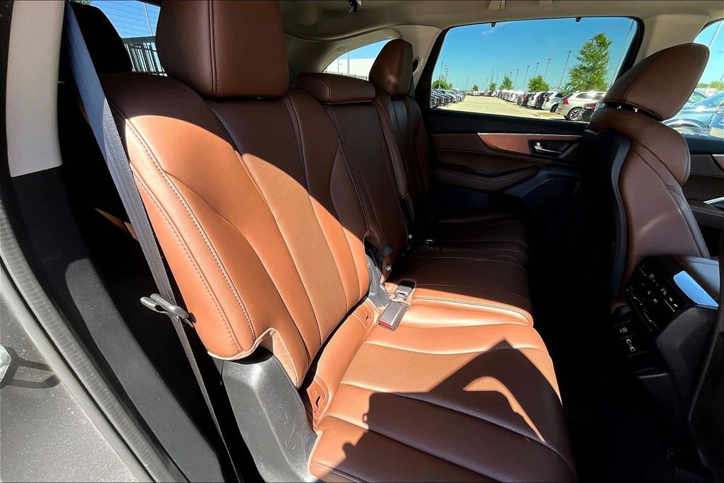 Certified 2023 Acura MDX FWD w/ Technology Package image 33
