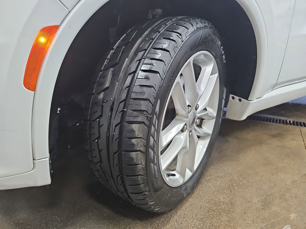 Used 2024 Dodge Durango GT image 32