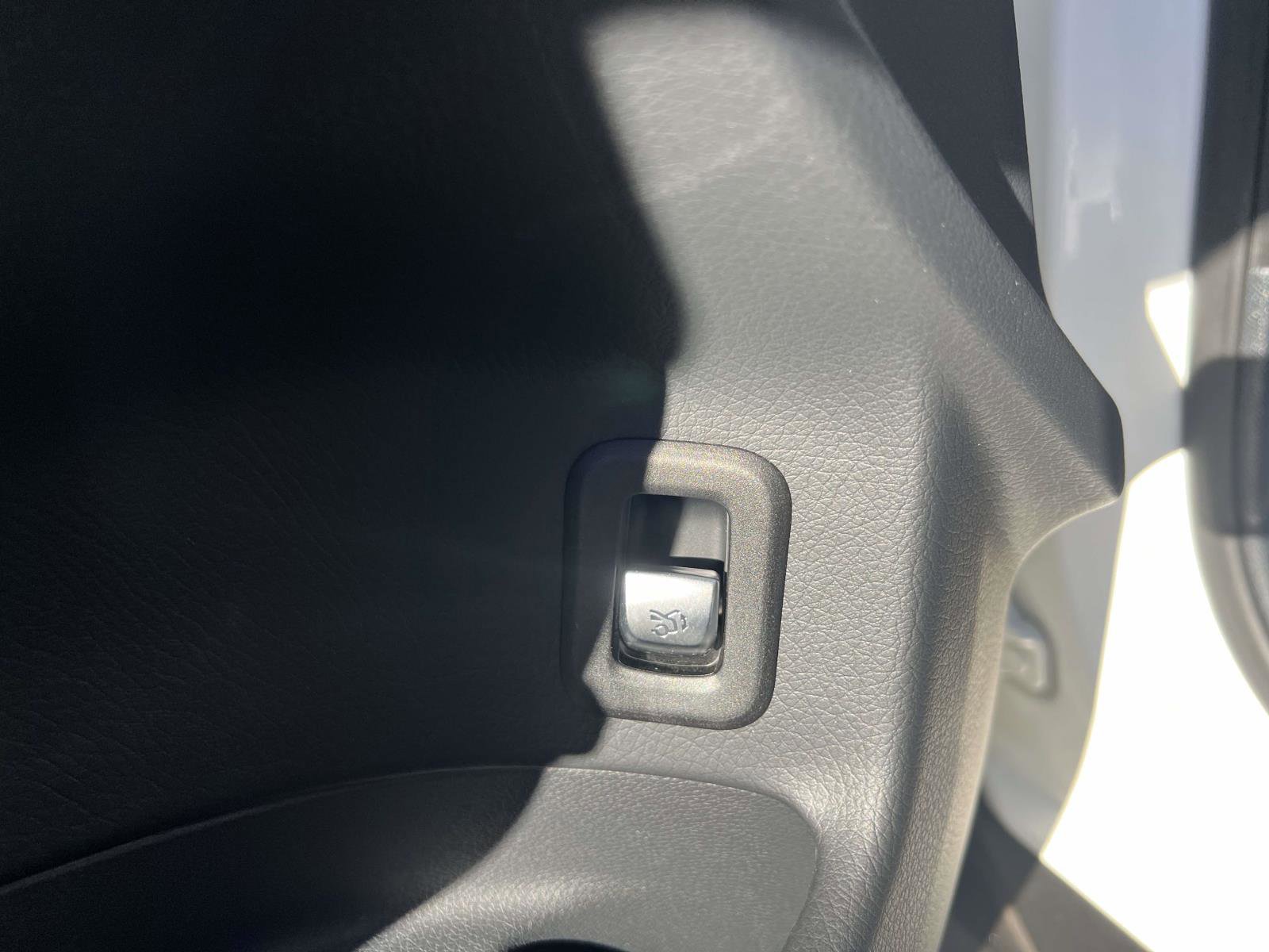 Used 2022 Mercedes-Benz GLC 43 AMG 4MATIC image 19