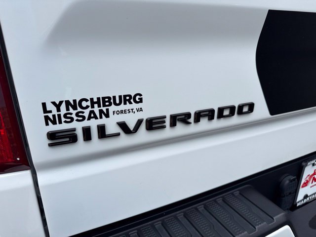 Used 2024 Chevrolet Silverado 1500 Custom w/ Rally Edition AWD/4WD image 11