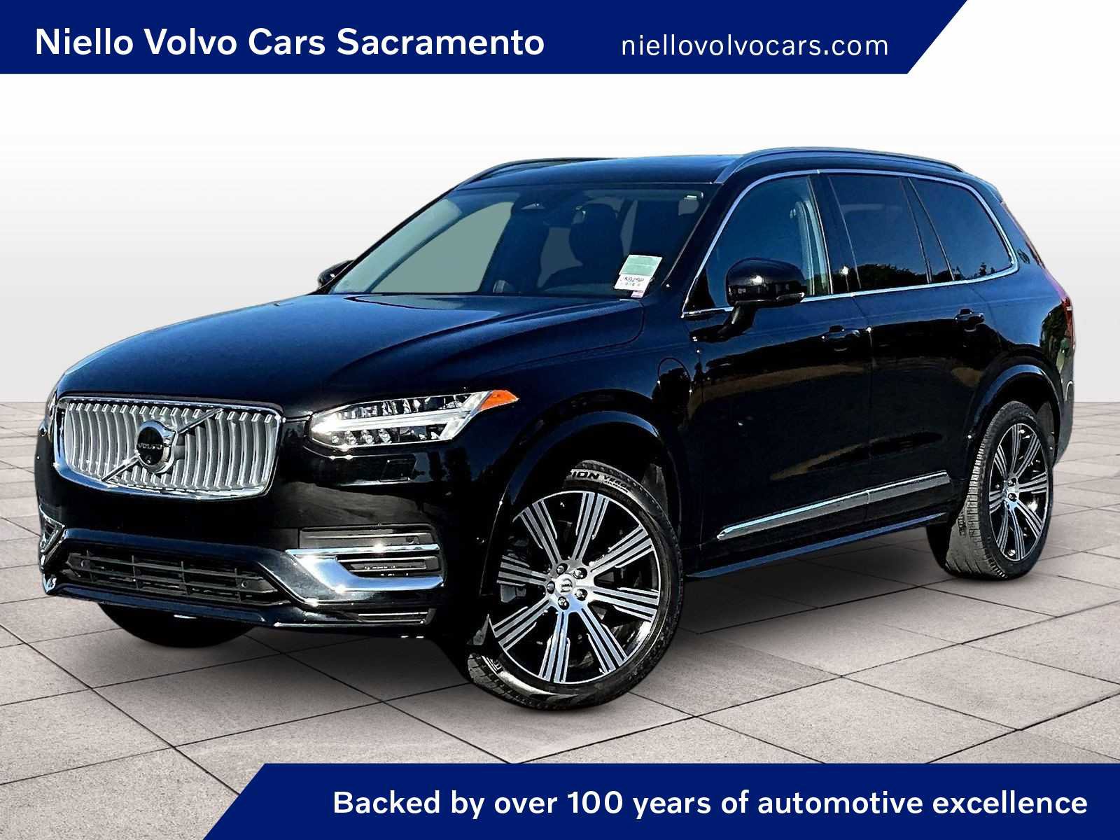 Used 2025 Volvo XC90 T8 Plus w/ Protection Package Premier image 1