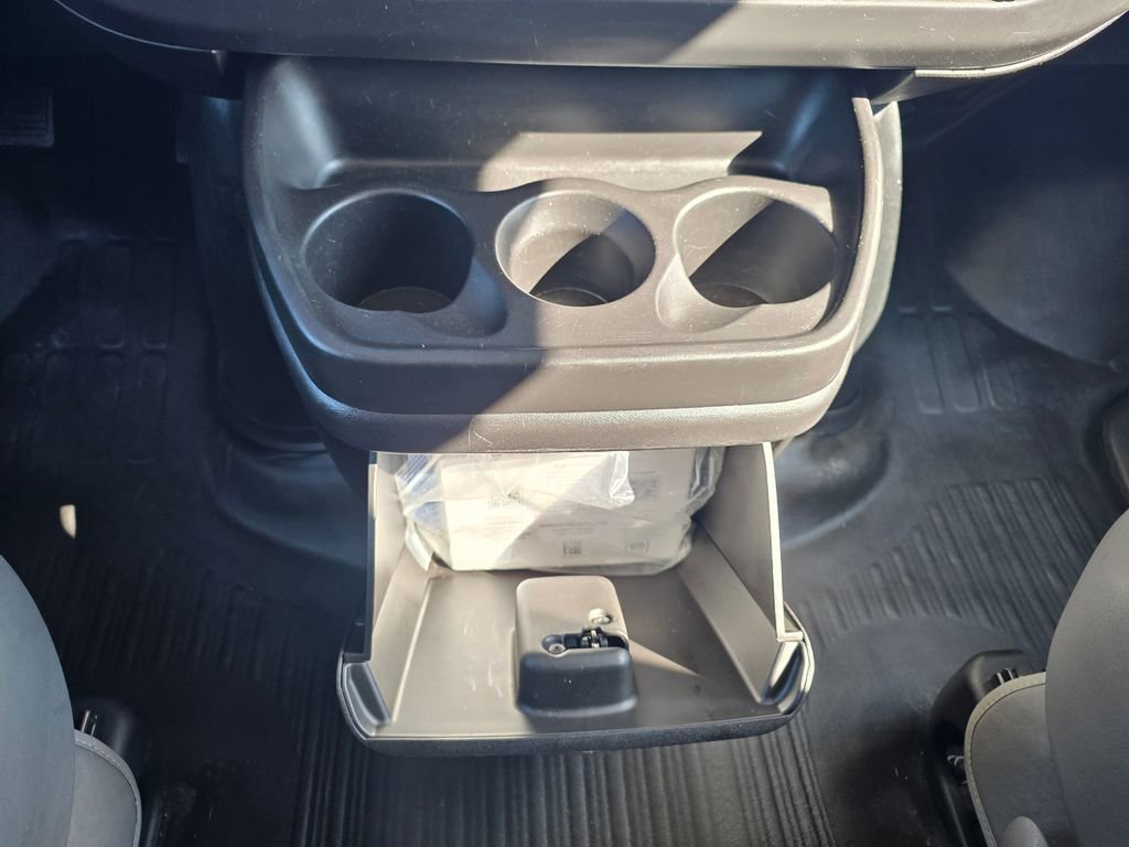 Used 2024 GMC Savana 2500 w/ Driver Convenience Package image 16