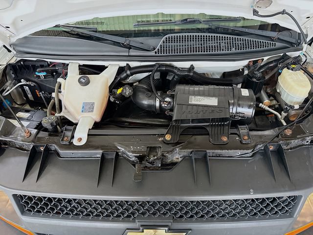 Used 2014 Chevrolet Express 1500 image 23