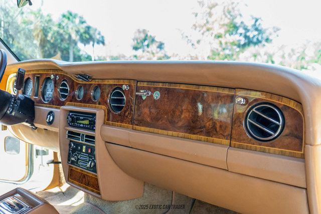 Used 1990 Rolls-Royce Silver Spur II image 45