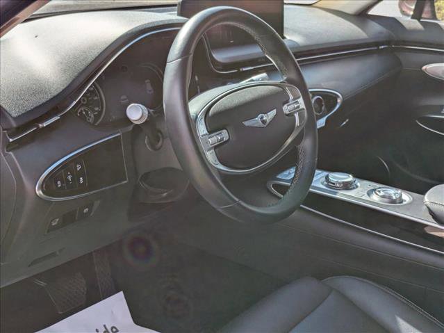 Used 2022 Genesis GV70 2.5T image 10